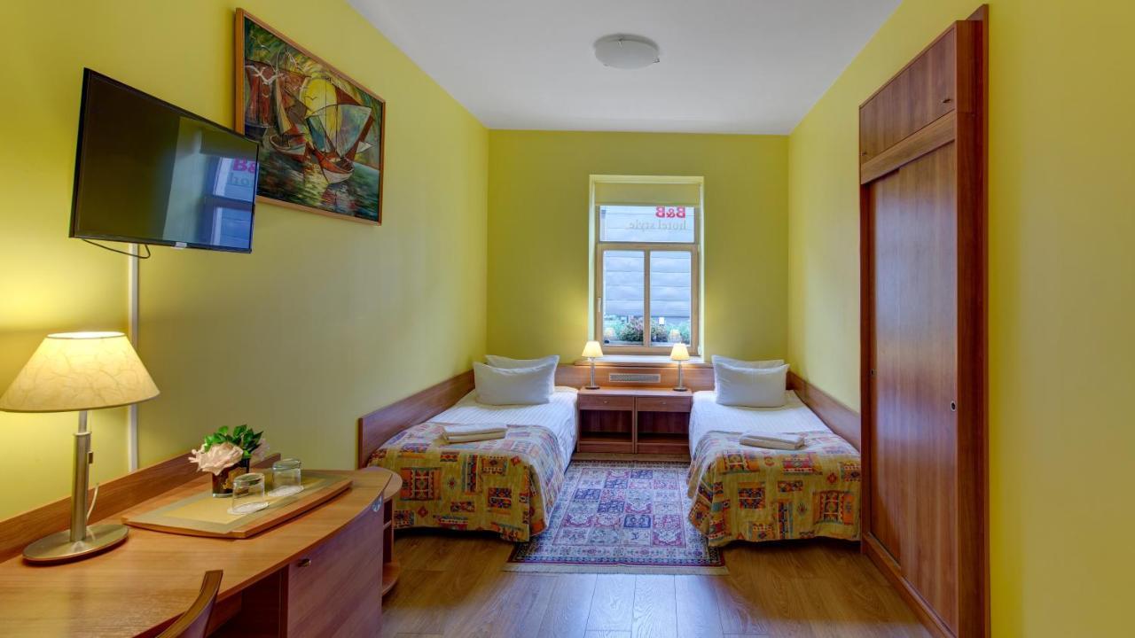 In Astra Bed & Breakfast Vilnius Exterior photo