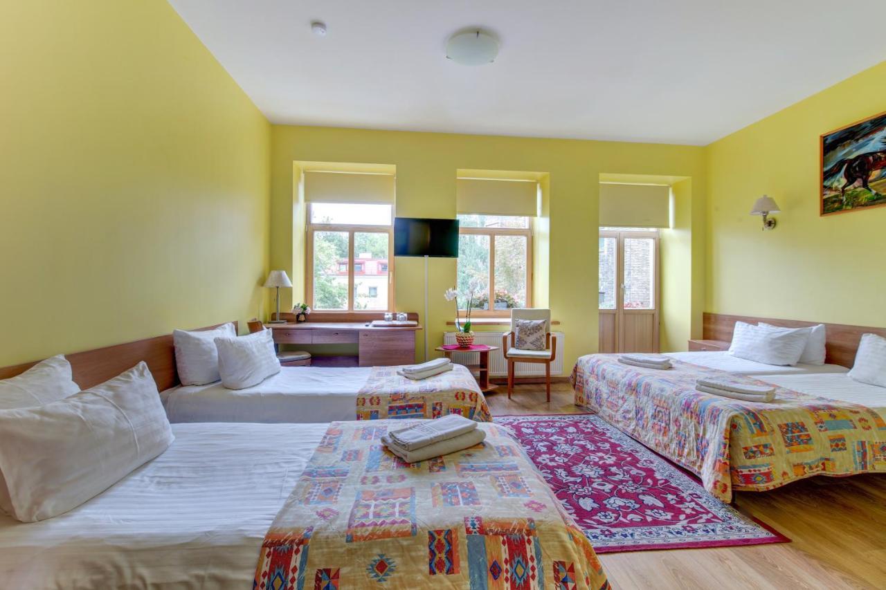In Astra Bed & Breakfast Vilnius Exterior photo