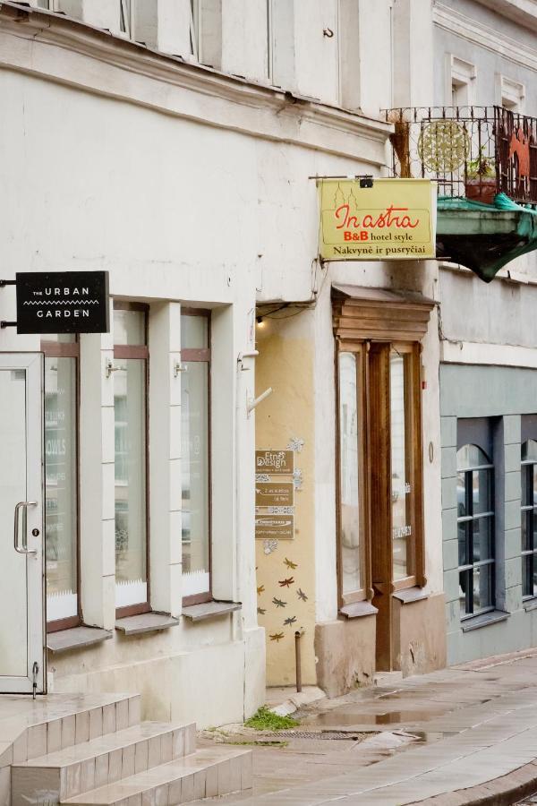 In Astra Bed & Breakfast Vilnius Exterior photo